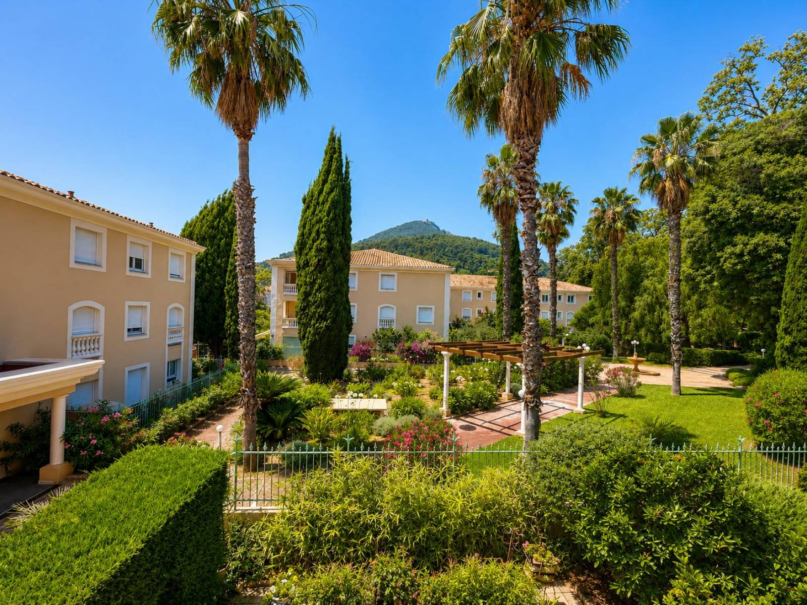 Appartement 6 pièces 85 m² · à La Valette-du-Var · 85 m² · 750 000 €
