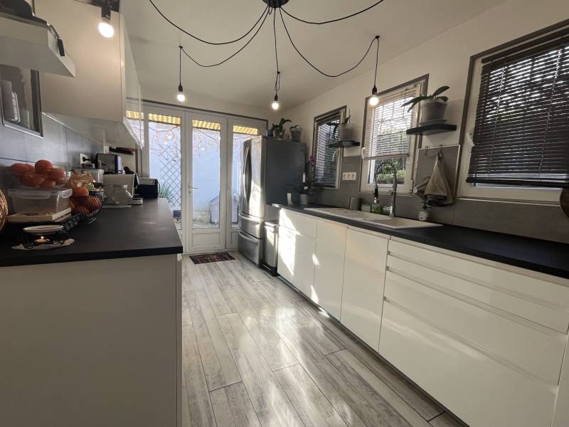 Maison Individuelle à Brignoles – Charme, Sérénité et Potentiel à Saisir