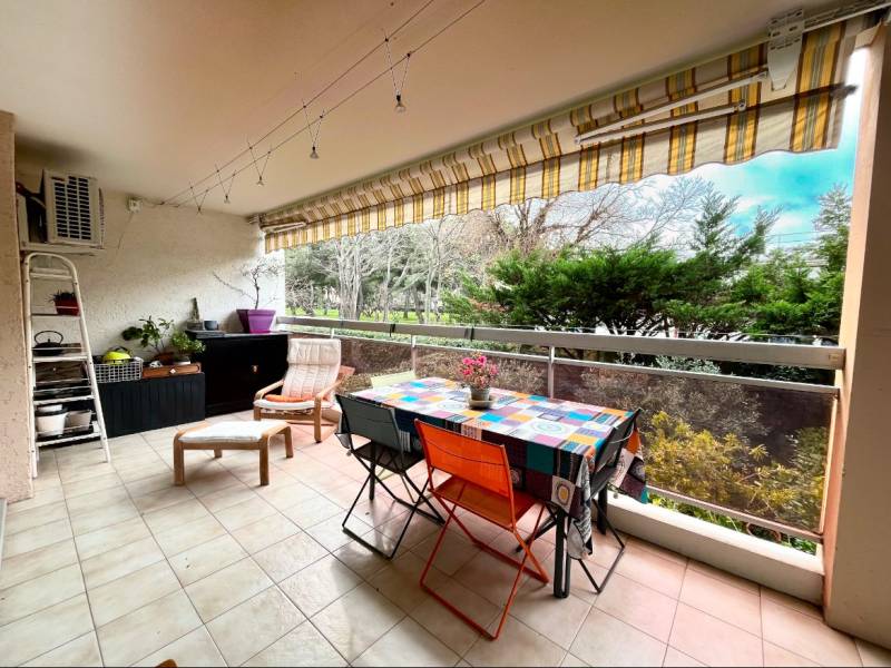 Appartement T4/5 de 105 m² – Terrasse – Quartier recherché – Marseille 10ᵉ