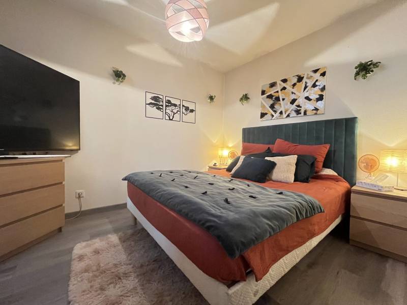 Aubagne – Appartement T3 avec Deux Terrasses & Stationnement Privatif