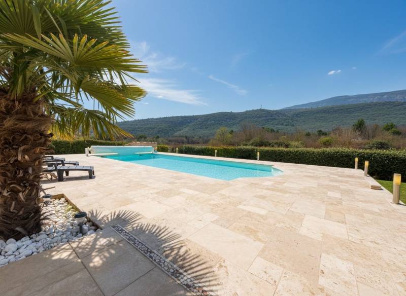 Nans-Les-Pins - Villa de charme avec vue panoramique sur la Sainte-Baume