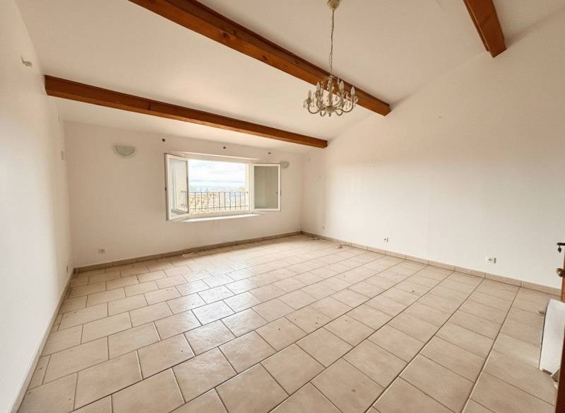 Maison de charme avec potentiel double logement – 157 m² – La Verdière