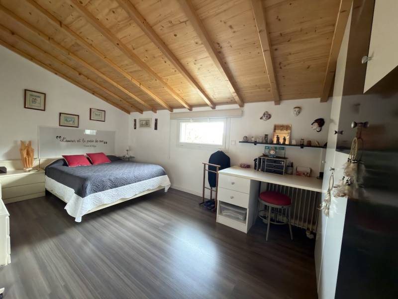 Nans les Pins - Vue panoramique et grand terrain – Maison de caractère à révéler