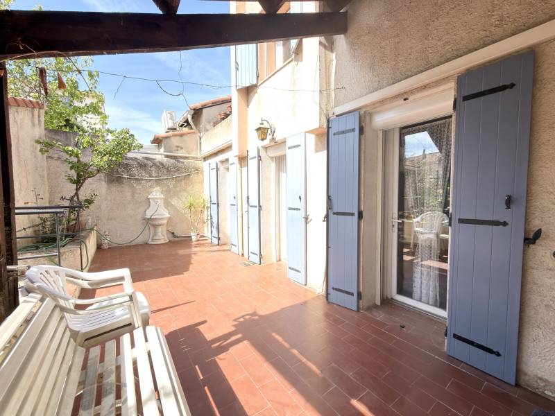 Marseille 15ᵉ, Saint-Louis - Maison familiale avec extérieurs et potentiel