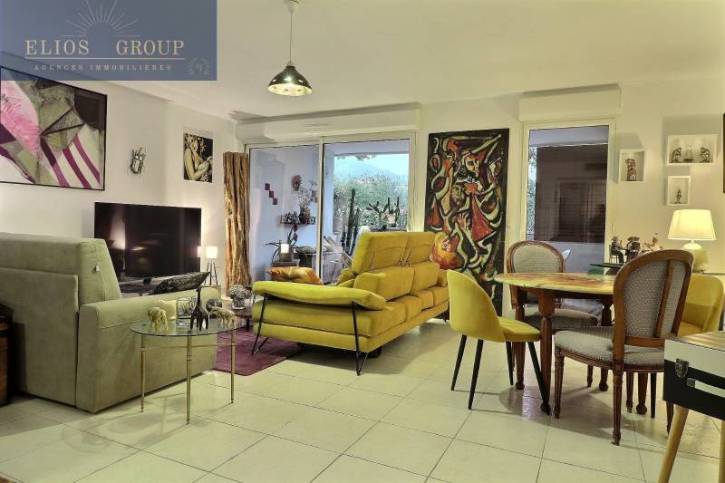 Vente Appartement T4 87m² avec terrasse à Marseille 13008