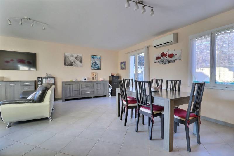 A VENDRE TRÈS JOLIE MAISON DE PLAIN PIEDS SUR TERRAIN DE 506 M²